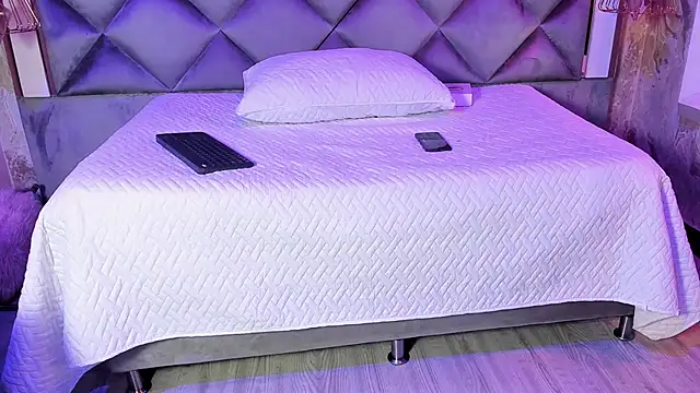 ammy durand online show from February 2025 03:11:02 AM