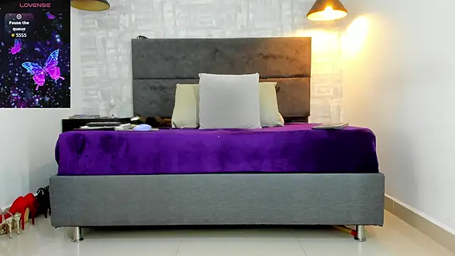 missnatash online show from October 2025 11:51:02 AM