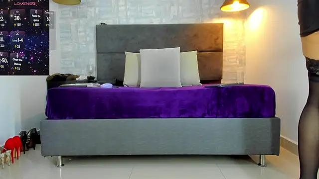 missnatash online show from November 2025 12:18:01 PM