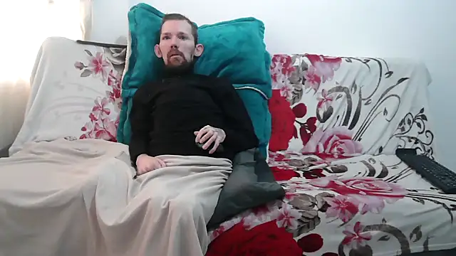 Sophia and Thomas online show from April 2026 03:28:01 PM