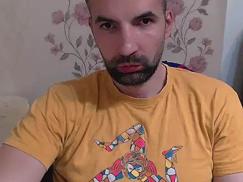 Snapshot of Leo_1617 chatting on May 2026 05:43:02 PM Leo 1617 online show from May 2026 05:43:02 PM