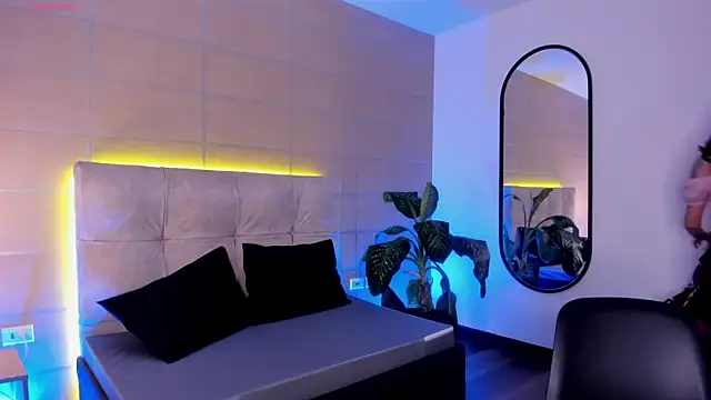 Karito-28 online show from December 2025 12:21:02 PM