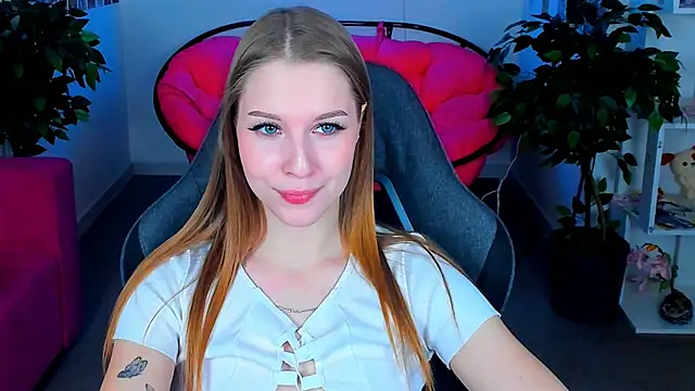 CuteMousee online show from December 2024 05:47:02 PM