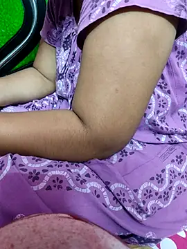 Snapshot of Priya-bhabi012 chatting on July 2026 01:43:02 PM Priya-bhabi012 online show from July 2026 01:43:02 PM