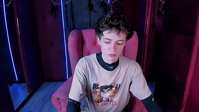 LukeSweet online show from January 2026 10:41:02 AM