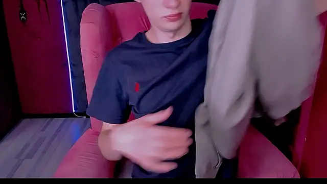 Snapshot of LukeSweet chatting on February 2026 08:30:01 AM LukeSweet online show from February 2026 08:30:01 AM