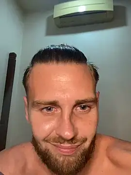 Snapshot of Danjamez1892 chatting on February 2025 10:37:01 PM Danjamez1892 online show from February 2025 10:37:01 PM