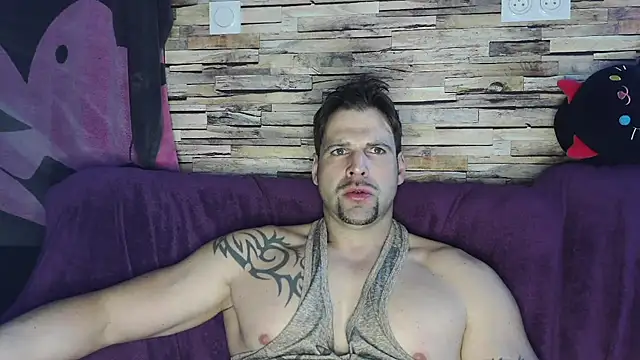 XxBigboybandxX online show from March 2025 10:14:02 AM