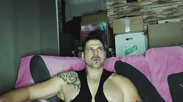 XxBigboybandxX online show from February 2026 04:36:02 PM