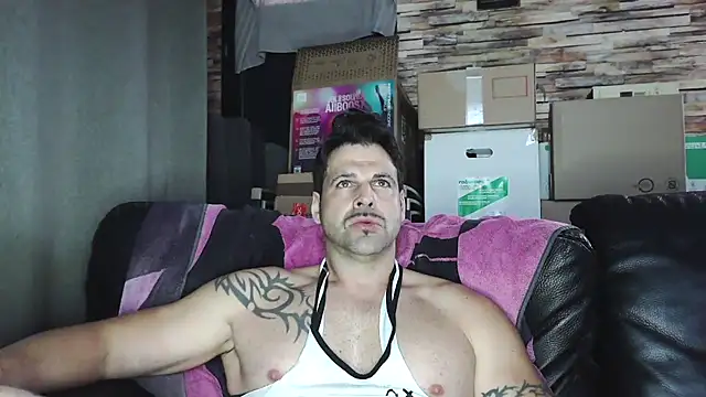 XxBigboybandxX online show from March 2026 04:36:01 PM