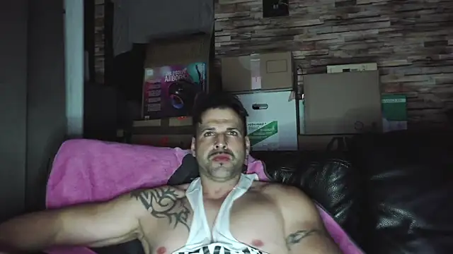 XxBigboybandxX online show from March 2026 08:02:01 PM