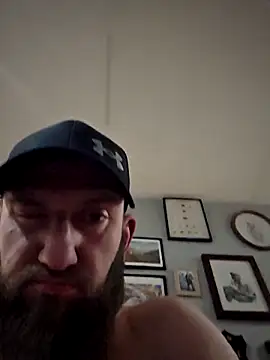 Icebearsticlese online show from April 2026 07:45:01 AM