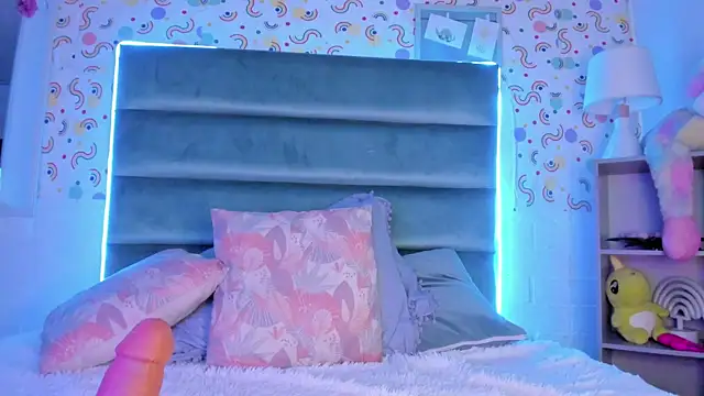 MelodiLovee  online show from March 2025 03:24:02 PM