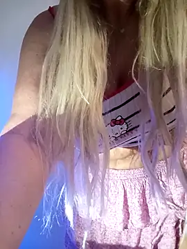 Snapshot of niunia19 chatting on October 2025 08:07:02 AM niunia19 online show from October 2025 08:07:02 AM