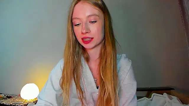 Snapshot of minidivaa_ chatting on May 2026 08:40:02 PM minidivaa online show from May 2026 08:40:02 PM