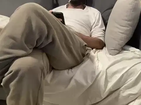 4small4inchlol online show from February 2026 09:46:02 PM