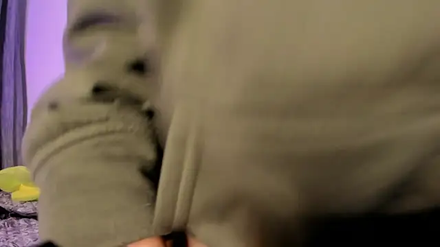 Snapshot of samara_jonness chatting on January 2025 03:30:01 AM samara jonness online show from January 2025 03:30:01 AM