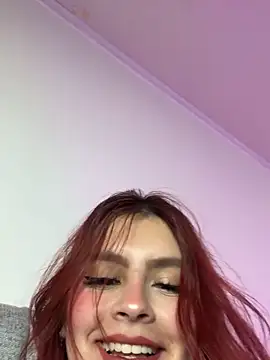 Snapshot of Isa_smeraldy chatting on January 2026 10:26:01 PM Isa smeraldy online show from January 2026 10:26:01 PM