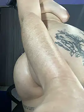 Libia James online show from March 2025 01:32:02 AM