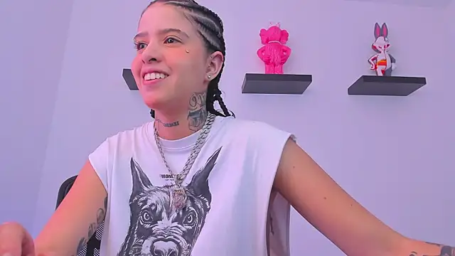 Gangster Girl online show from February 2025 04:10:02 PM