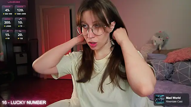 Snapshot of ms_allison_w chatting on May 2026 09:10:02 PM ms allison w online show from May 2026 09:10:02 PM
