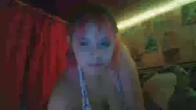 Snapshot of mixie_cute chatting on March 2025 04:36:02 AM mixie cute online show from March 2025 04:36:02 AM