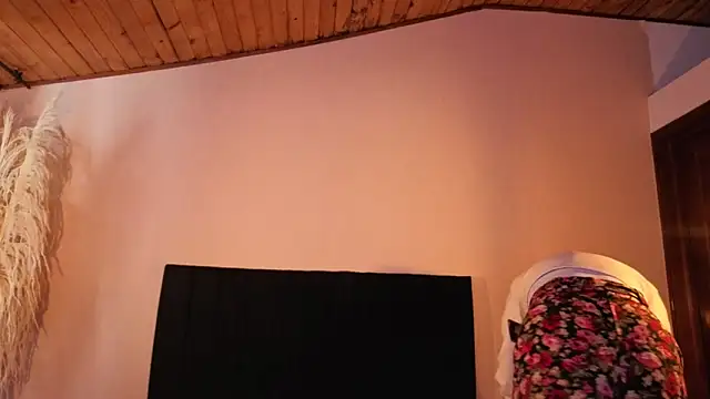 EmiGomez  online show from November 2025 06:35:01 PM