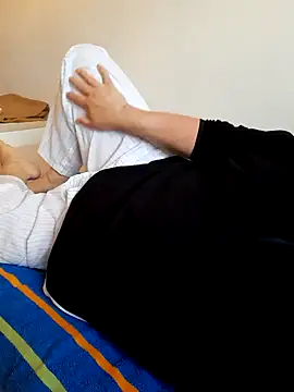 bluangelo online show from December 2024 01:33:01 PM