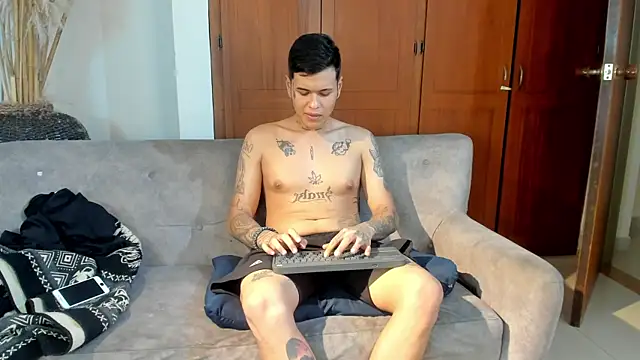 Snapshot of jamesinked_ chatting on October 2025 07:36:02 PM jamesinked  online show from October 2025 07:36:02 PM