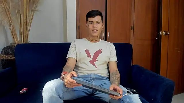 jamesinked  online show from November 2025 12:21:01 AM