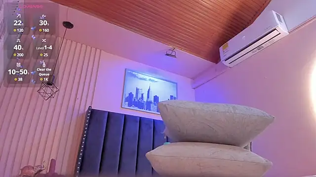 viiolett lee online show from March 2025 12:12:01 AM