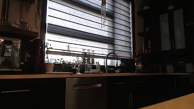 Toy-Daddy online show from October 2025 11:19:01 AM