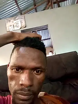 Snapshot of MrBiguUncutDick chatting on November 2025 07:41:02 AM MrBiguUncutDick online show from November 2025 07:41:02 AM