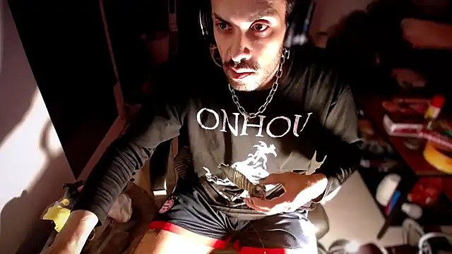 P4RtYBOII92 online show from October 2025 09:58:02 PM