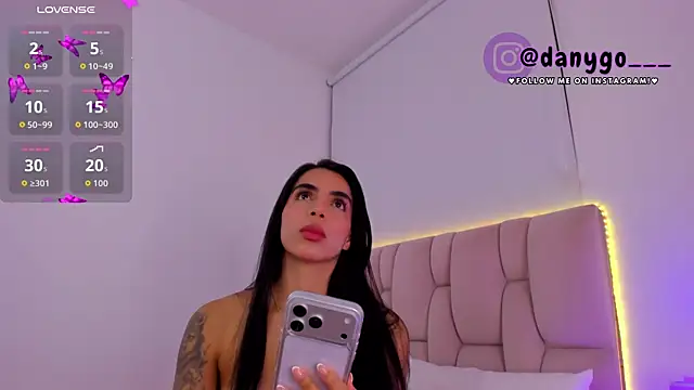 ZarianaEvanz online show from November 2025 11:52:01 PM