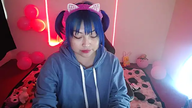 Shaddycute  online show from December 2024 04:03:02 PM