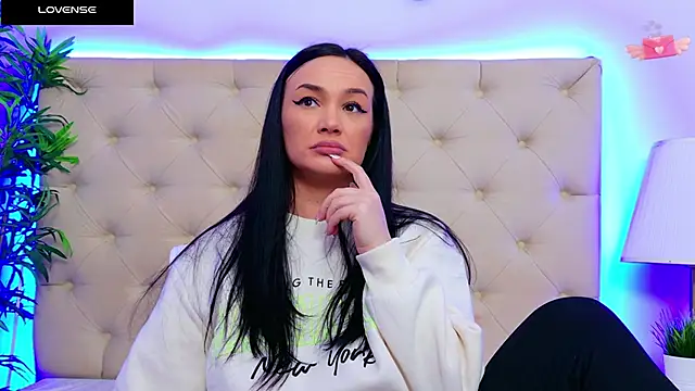 DaliyaArabian online show from January 2025 07:23:01 PM