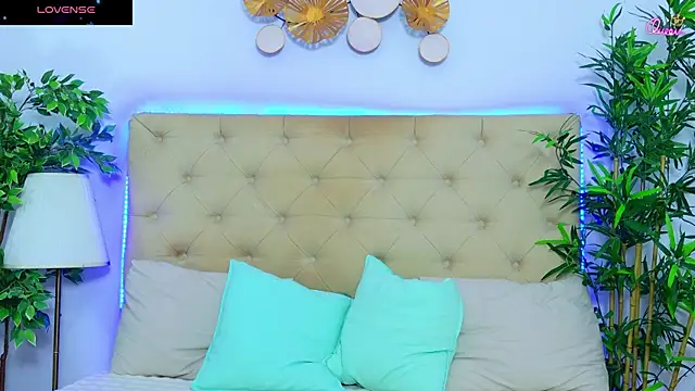 DaliyaArabian online show from May 2026 12:11:01 PM