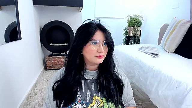  nina sweet online show from January 2025 12:03:01 PM