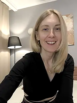 AvelinaLeoni online show from October 2025 07:50:02 AM