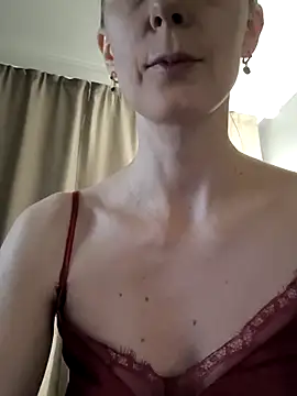 AvelinaLeoni online show from December 2025 07:03:02 AM