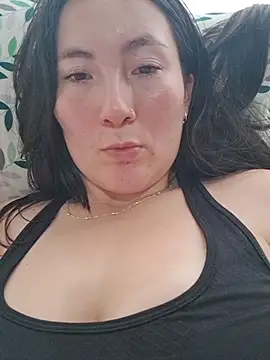 Elle Lee  online show from April 2026 07:58:02 PM