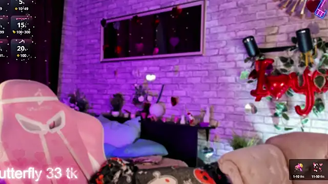 Alex Howell online show from March 2025 09:03:02 PM