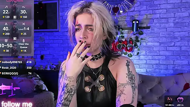 Alex Howell online show from March 2025 01:03:02 AM