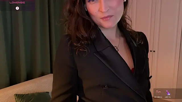 Pavlyna online show from November 2025 06:01:02 PM