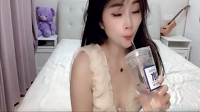 Snapshot of aisha123123 chatting on November 2025 02:52:02 PM aisha123123 online show from November 2025 02:52:02 PM