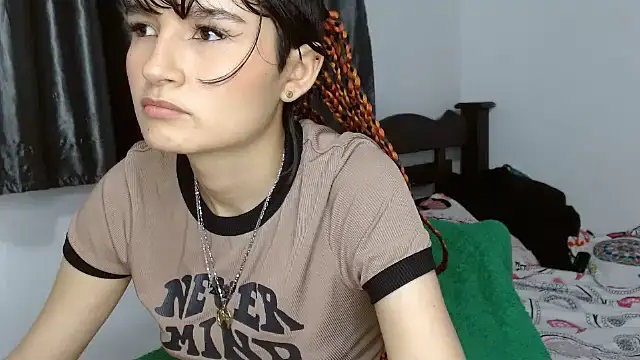 Snapshot of saritapretyy chatting on February 2025 02:40:01 AM saritapretyy online show from February 2025 02:40:01 AM
