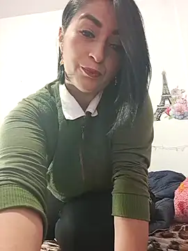 karenlennox1 online show from January 2025 12:06:01 AM