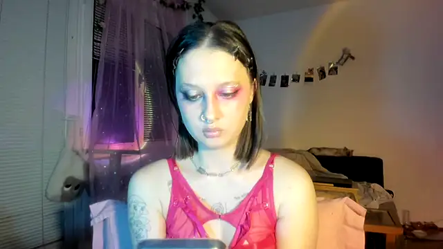 Jenny darling love online show from April 2026 07:48:01 PM