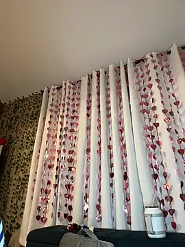 Cherry-red-xo online show from January 2025 10:34:01 PM